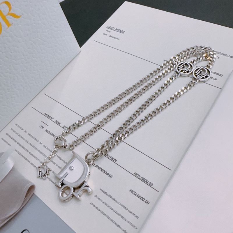 chr1st1an D10r necklaces